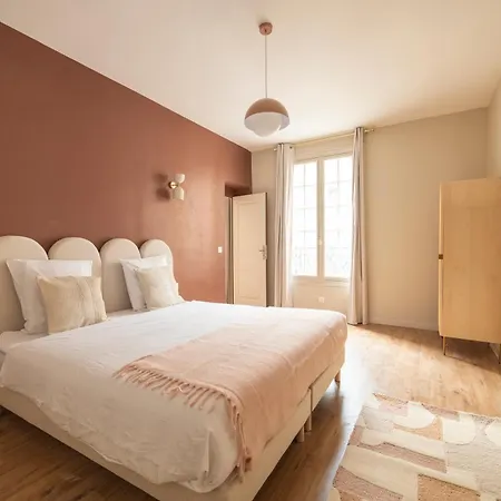 Appartement Spacieux & Paisible Aux Porte De Paris *