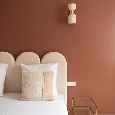 Appartement Spacieux & Paisible Aux Porte De Paris *